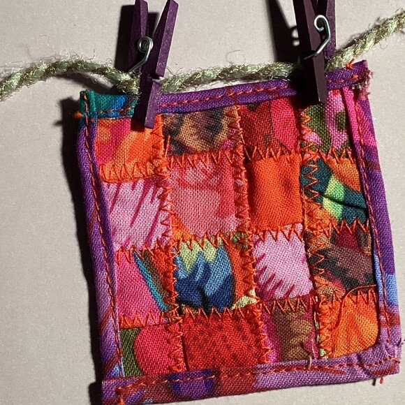 3 blank handmade cards (Kaffe Fassett fabrics) Set#9 - Picture 4 of 4